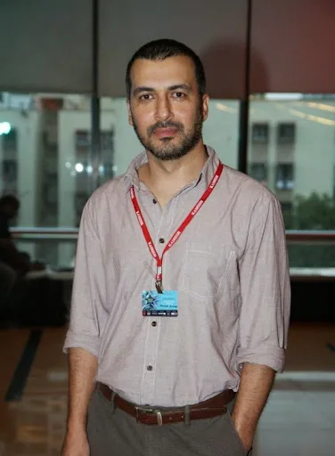 Aamir Bashir Hot Pics