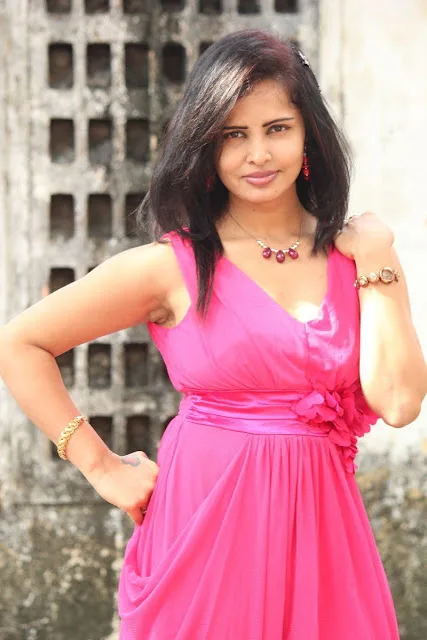 Aashika-Hot-Bikini-Pics