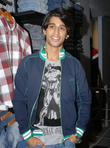 Abijeet Duddala Hot Pic