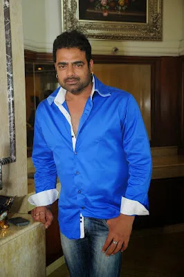 Abhimanyu Singh Hot Stills