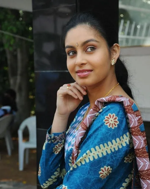 Abhinayasree-Hot-Bikini-Photo-Gallery