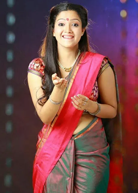 Abirami-Hot-Bikini-Wallpaper