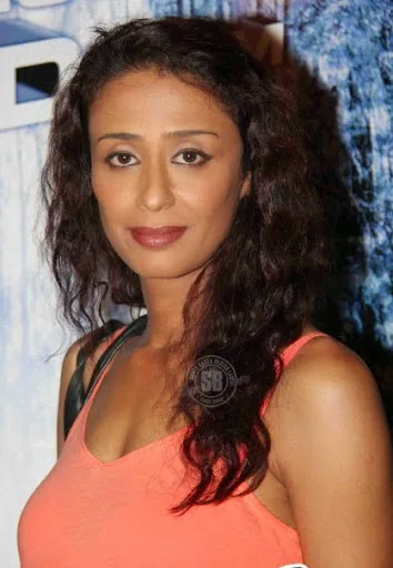 Achint Kaur Hot Sexy Bikini Stills