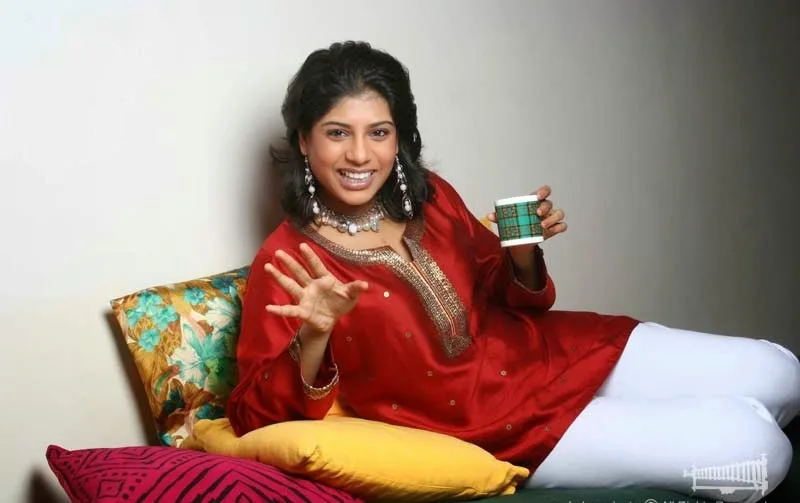 Aditi-Sarangdhar-Hot-Sexy-Bikini-Wallpaper
