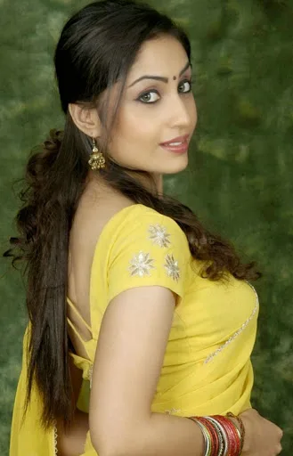 Aishwarya-Devan-Hot-Sexy-Bikini-Still
