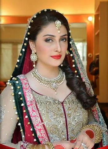 Aiza Khan Hot Sexy Bikini Stills