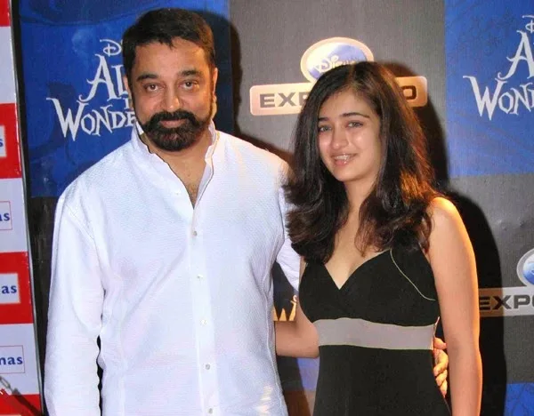 Akshara-Haasan-Hot-Family-Photos