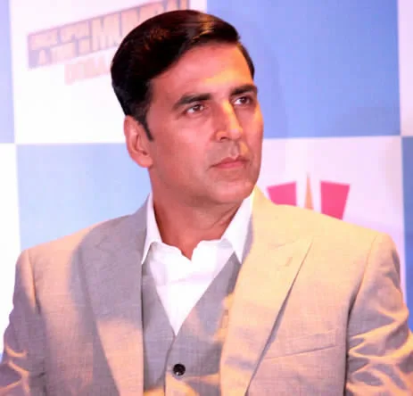 Akshay Kumar Hot Scene Shirtless Body Wallpaper
