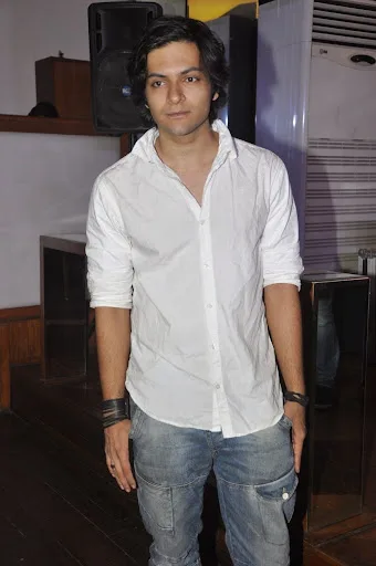 Ali Fazal Hot Scene Shirtless Body Stills
