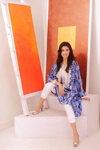 Alishba Yousuf Hot Sexy Bikini Pictures