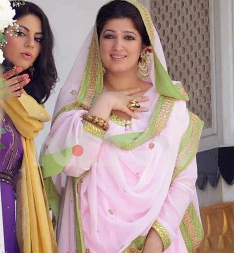 Alka Bhatia hot Sexy Bikini Pictures