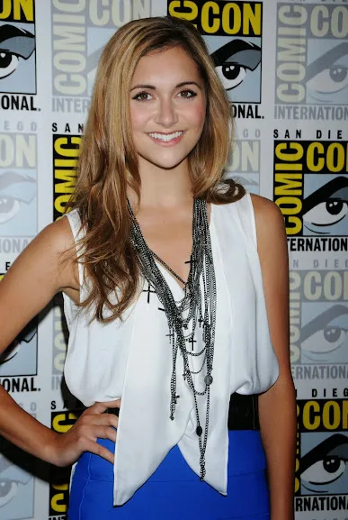 Alyson Stoner Hot Sexy Bikini Pics