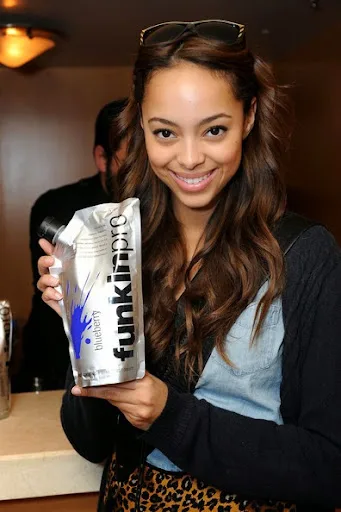 Amber Stevens Hot Sexy Bikini Stills