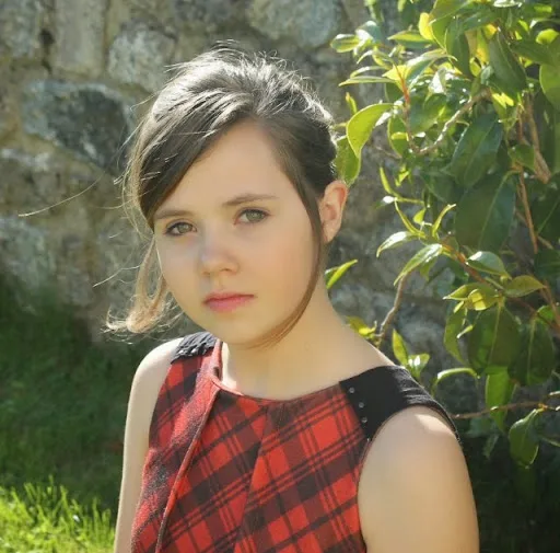 Amelia Pidgeon Image Gallery