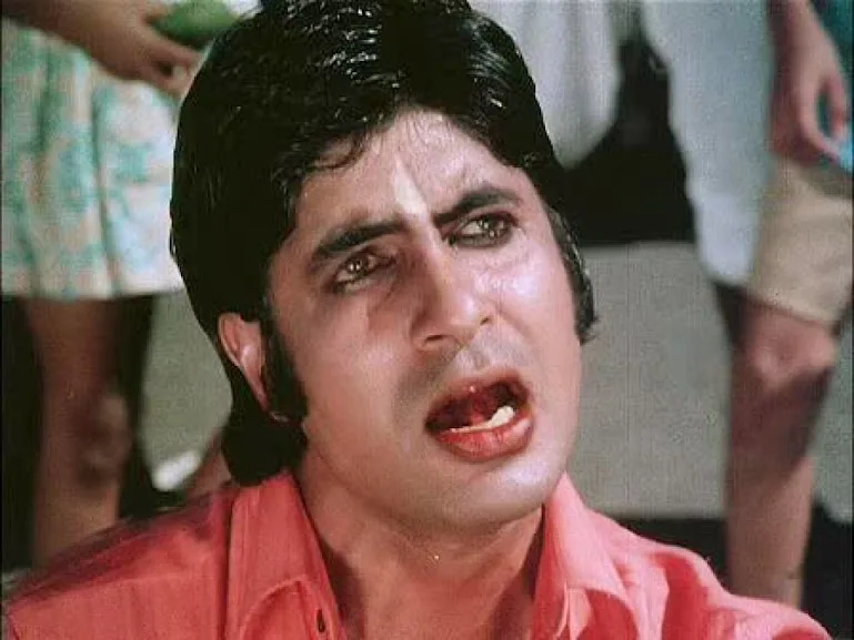 Amitabh Bachchan Hot Scene Shirtless Body Pictures