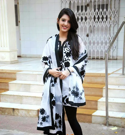 Amrita-Prakash-Hot-Naval-Images