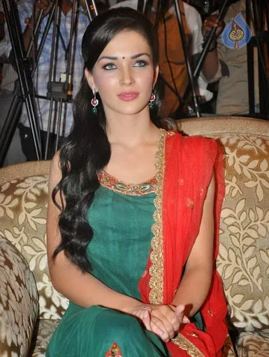 Amy Jackson Hot Movie Images