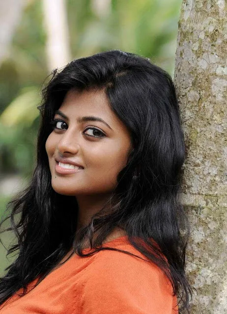 Anandhi-Hot-Bikini-Images