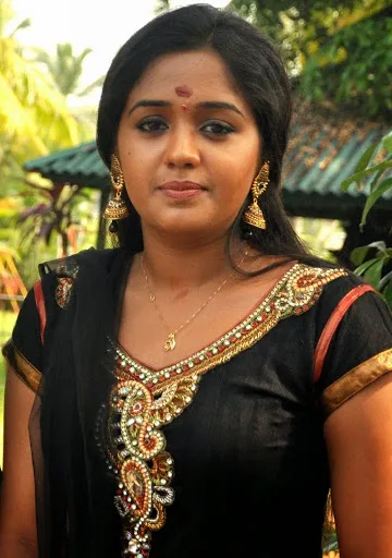 Ananya-Hot-Bikini-Pictures