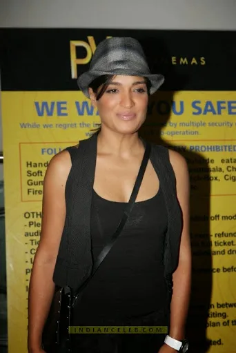 Anjala-Zhaveri-Hot-Naval-Images