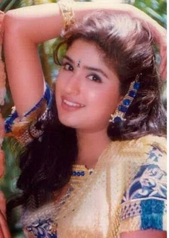 Anjala-Zhaveri-Hot-Bikini-Pictures