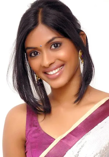 Anjali Patil Hot Sexy Bikini Images