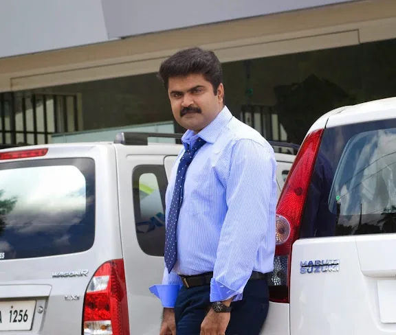 Anoop Menon Hot Stills