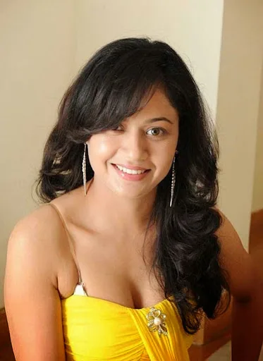 Anu-Prabhakar-Hot-Naval-Images