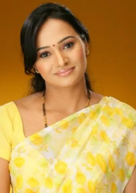 Anupama-Kumar-Hot-Bikini-Photo-Gallery