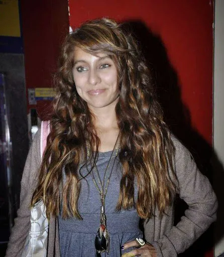 Anusha-Dandekar-Hot-Images