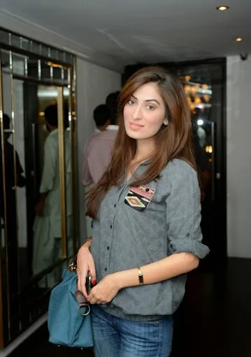 Anusheh Asad Hot Sexy Bikini Images, Album, Photos, Pics