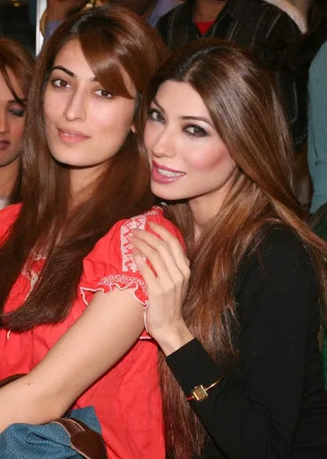 Anusheh Asad Hot Sexy Bikini Image Gallery