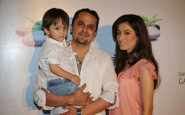 Anusheh Asad Hot Sexy Bikini Photos