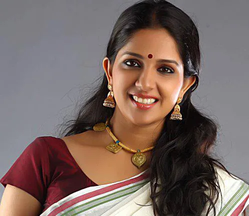 Aparna-Nair-Hot-Bikini-Images