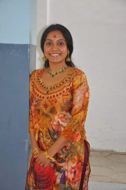 Aparna-Pillai-Hot-Bikini-Wallpaper