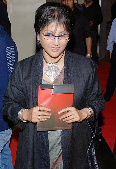 Aparna-Sen-Hot-Bikini-Pictures