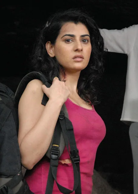Archana-Hot-Bikini-Pics