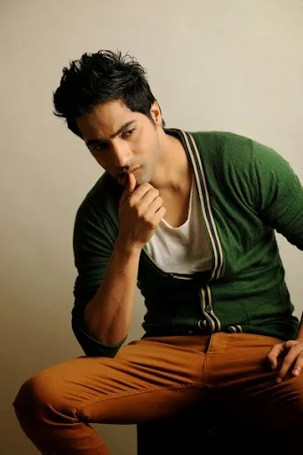 Arfi Lamba Hot Image Gallery, Photos, Images, Pics, Stills, Shirtless