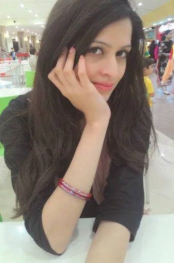 Arij Fatyma Hot Sexy Bikini Photos