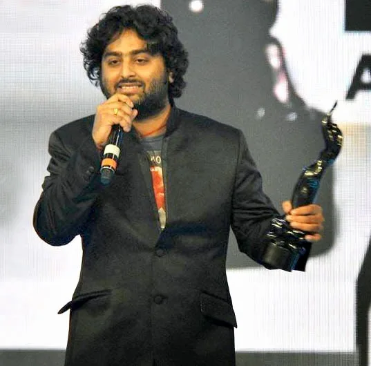 Arijit Singh Hot Scene Shirtless Body Wallpapers