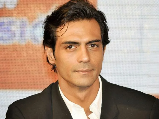 Arjun-Rampal-Hot-Image