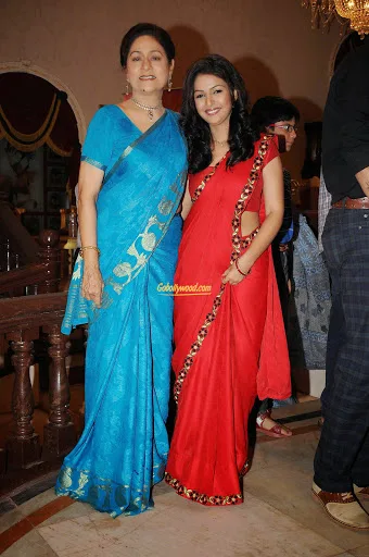 Aruna-Irani-Hot-Bikini-Wallpapers