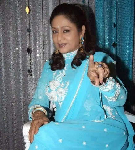 Aruna-Irani-Hot-Bikini-Still
