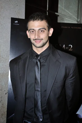 Arunoday Singh Hot Scenes Shirtless Body Image Gallery