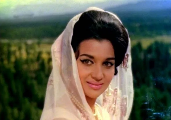 Asha-Parekh-Hot-Bikini-Pic