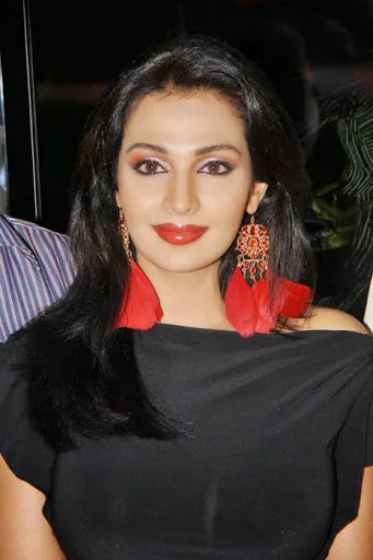 Asha-Saini-Hot-Naval-Images