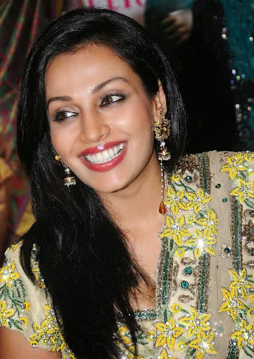 Asha-Saini-Hot-Bikini-Photos