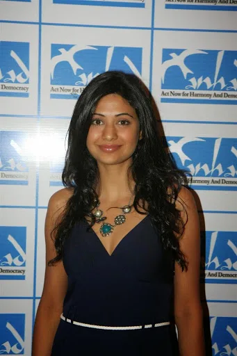 Ashima-Bhalla-Hot-Bikini-Pic