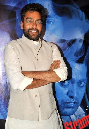 Ashutosh Rana Hot Scene Shirtless Body Pics
