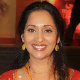 Ashwini-Bhave-Hot-Bikini-Pic